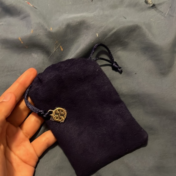 Tory Burch Gold clip Bangle - Picture 7 of 9